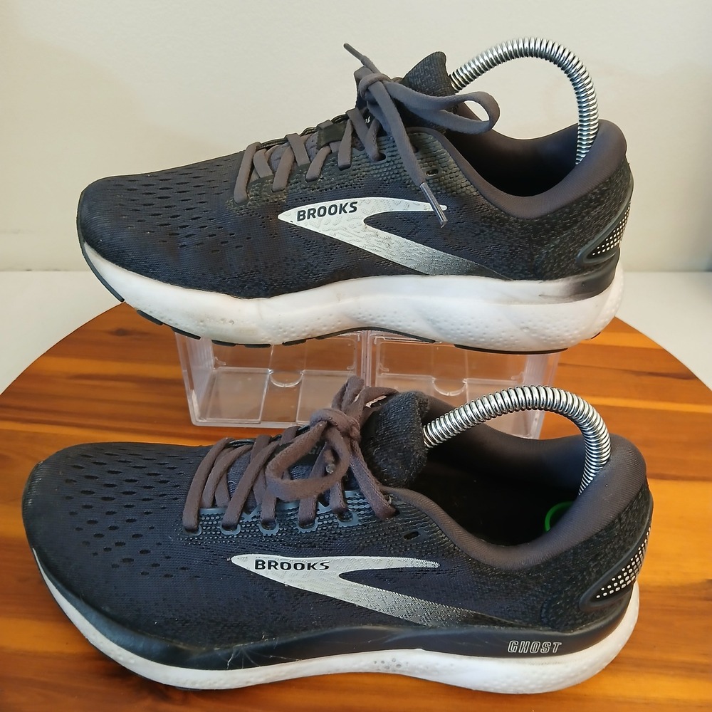 Brooks Ghost 16 Women 8.5 Black Running Shoes Sneakers 1204071B090